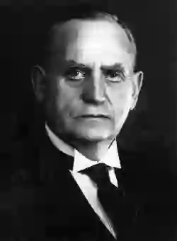 Sveinn Björnsson, primer presidente de la República de Islandia, elegido en 1944