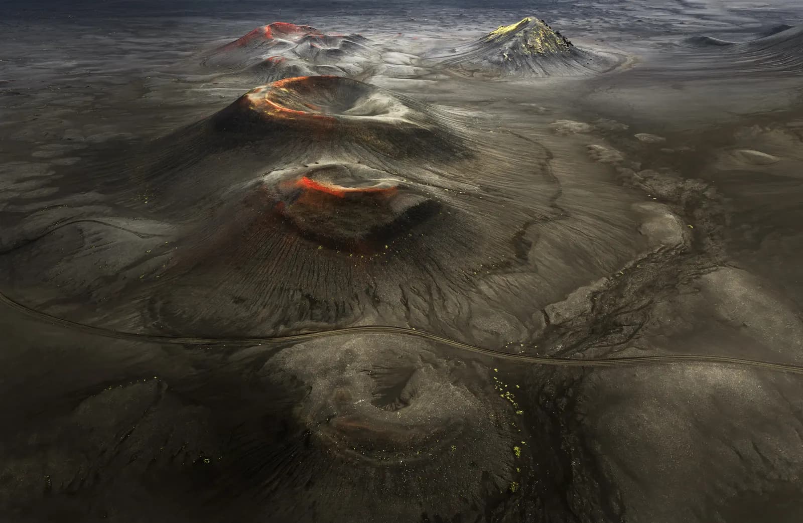 Volcanes de Landmannalaugar en las Highlands de Islandia