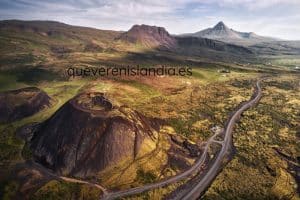Grabrok volcano queverenislandia viajar 300x200 - Que ver en Islandia