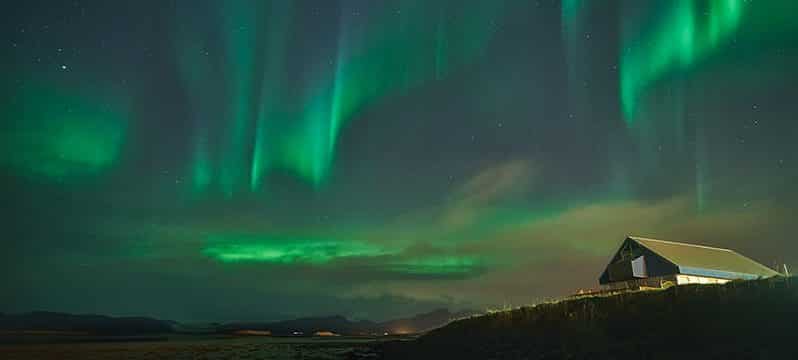 Hofn-Auroras-cuando ver aurora boreal en islandia