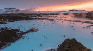 complete guide to the blue lagoon 9 300x167 - Que ver en Islandia