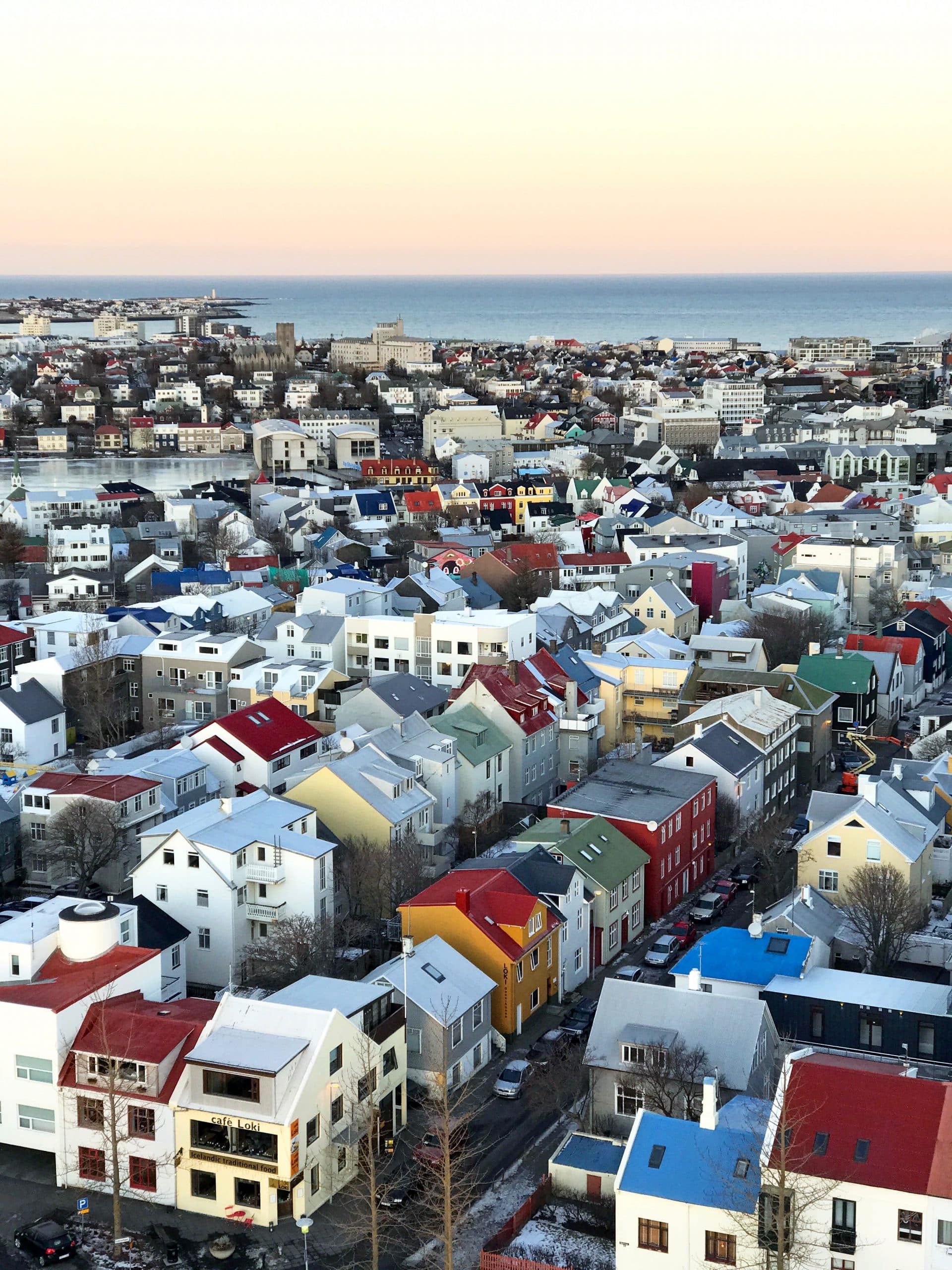 casas islandesas en la capital de islandia