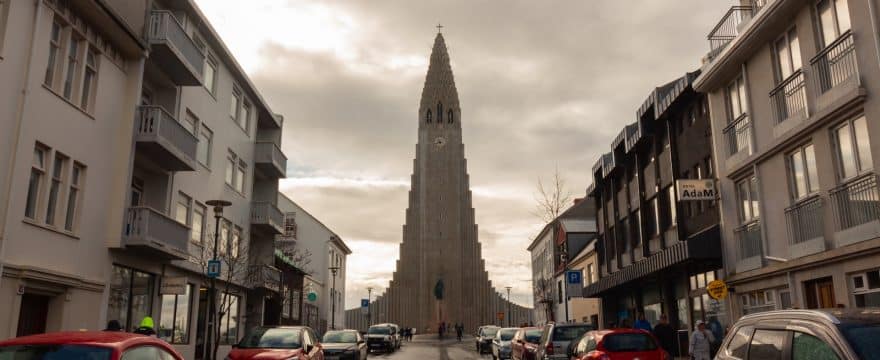capital de Islandia es Reikiavik