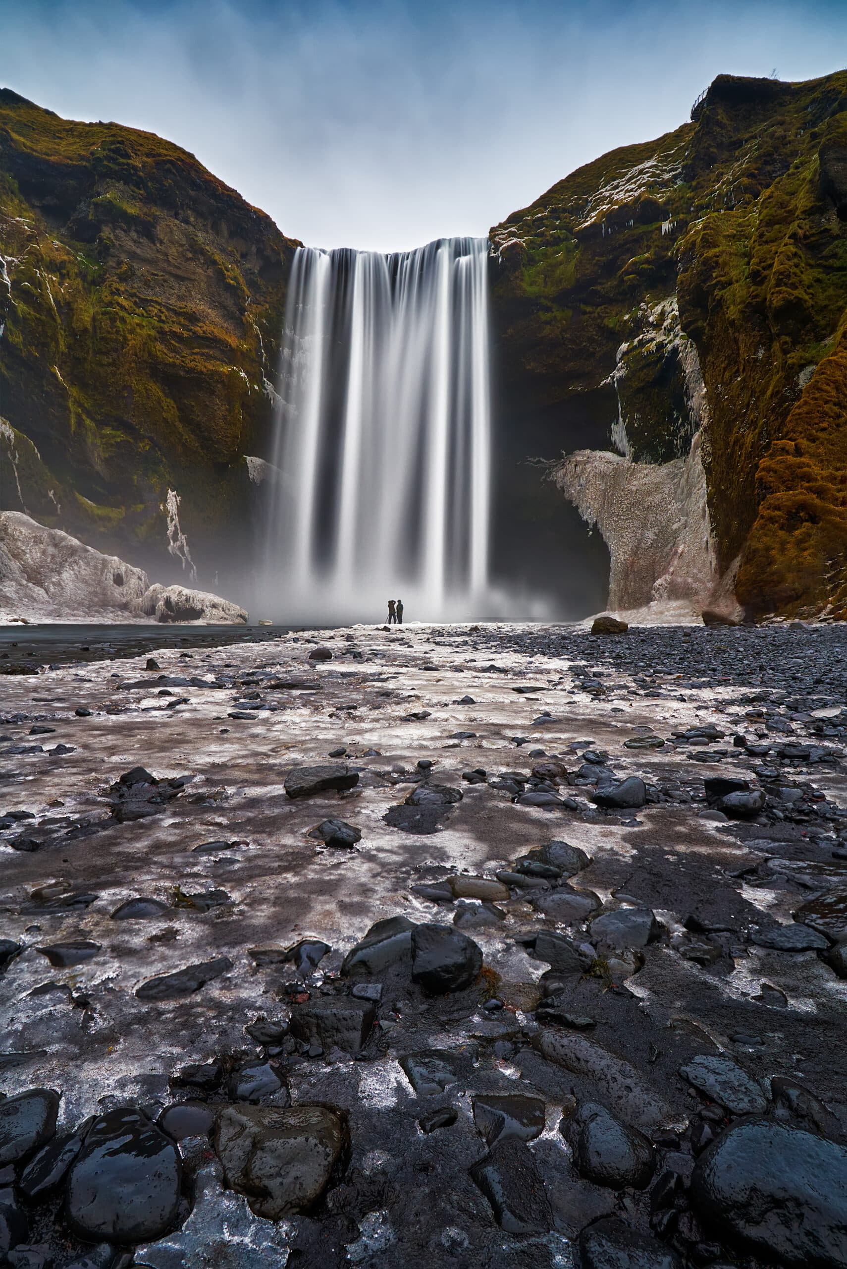 cascada skogafoss vista desde lejos ring road islandia