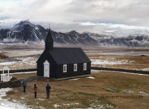black church octoberblack church gigapixel 300x220 - Que ver en Islandia