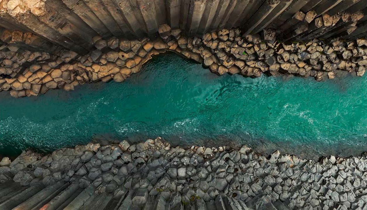 Cañón de Basalto de Islandia